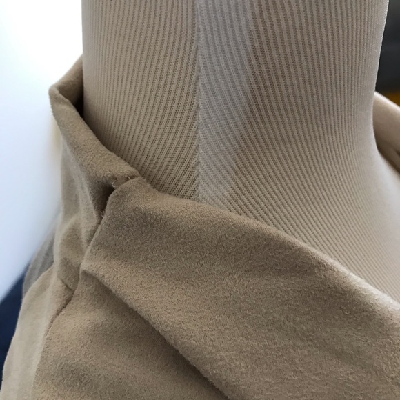 Cropped, cream motorcycle jacket size S - Picture 8 of 8